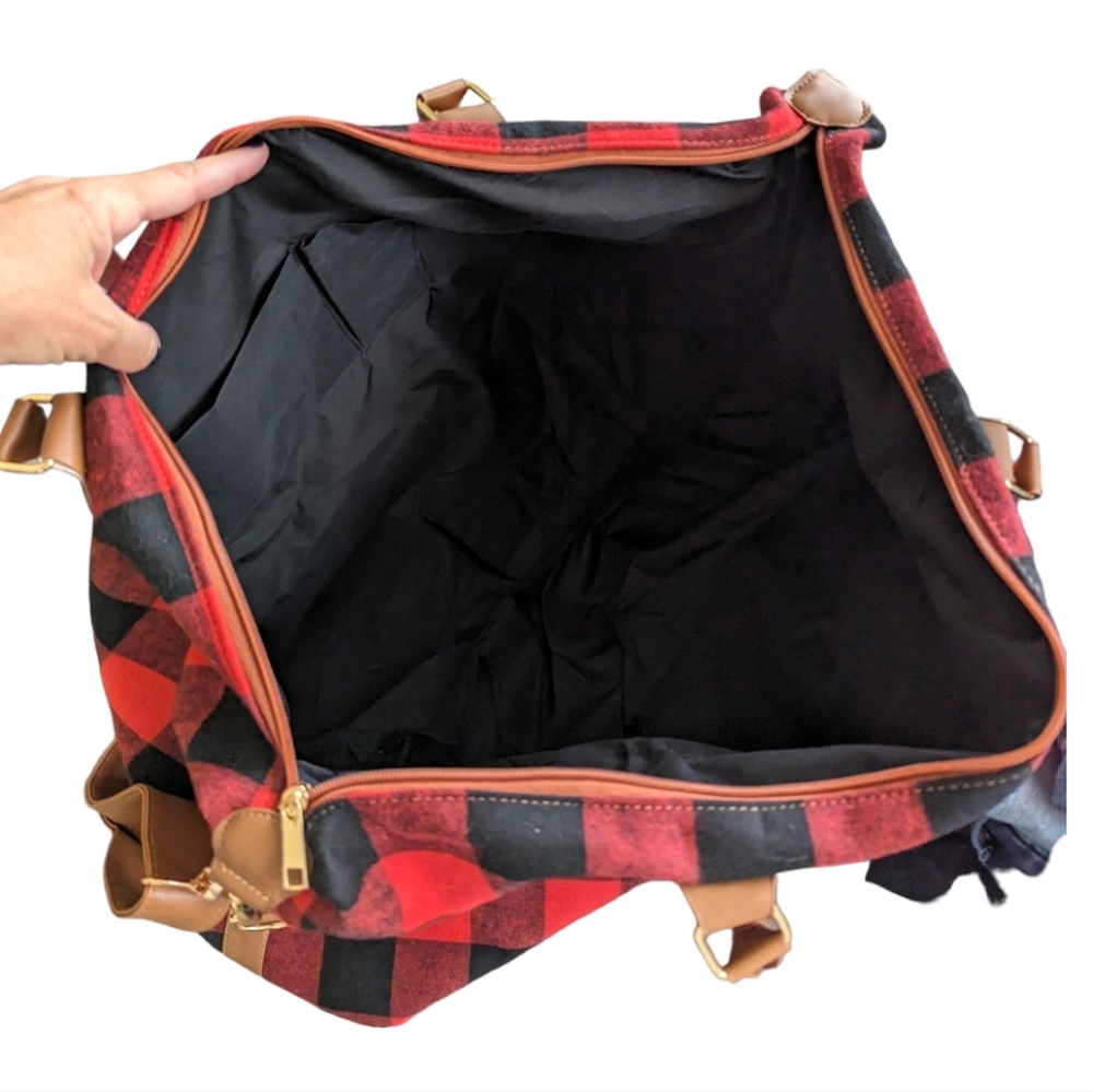 Black Buffalo Print Weekender Bag - Picture 11 of 17